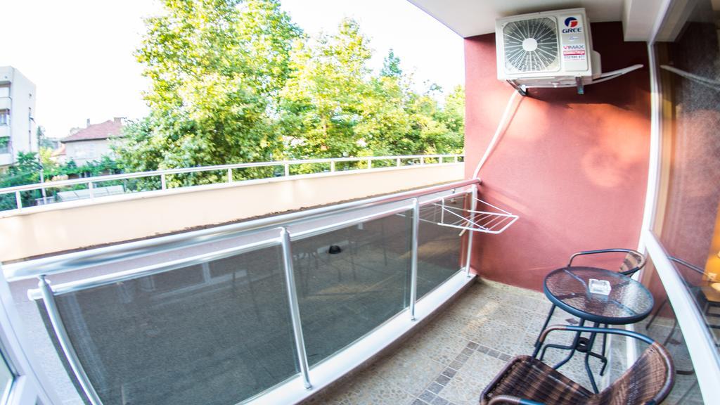 Nasred Grada Appartement Hisarya Kamer foto